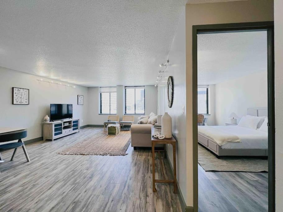 The Skyline - Stylish Downtown With Wifi Gym Appartement Hartford